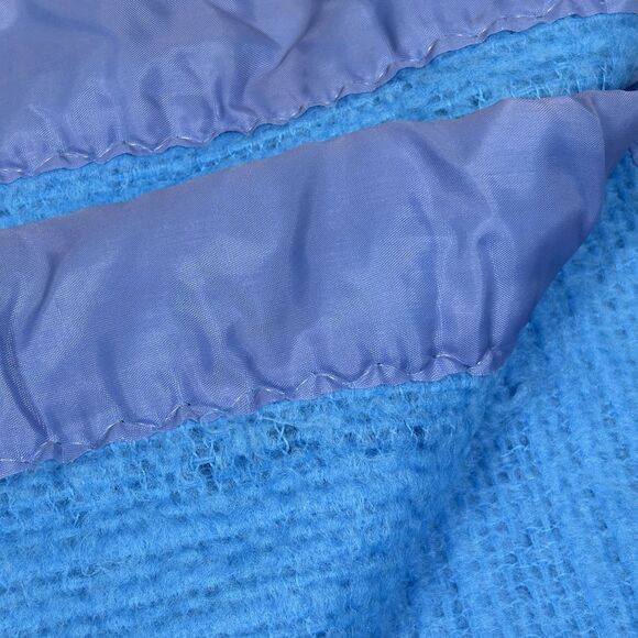 Vintage Satin Edge Blanket Bedspread Blue Waffle Weave Full Size 84 X 86 Soft - Picture 6 of 12